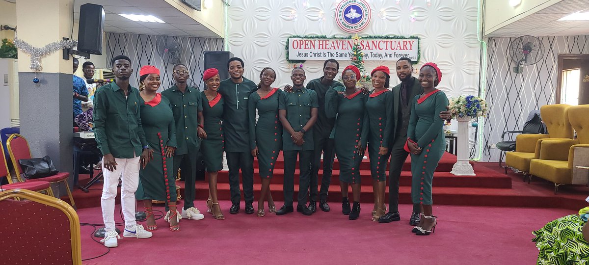 RccgAflame's tweet photo. #all shades of love at the just concluded Aflame Carol service. 

#good of Nazareth

#more grace @haayooti https://t.co/CdsaaBgI0w
