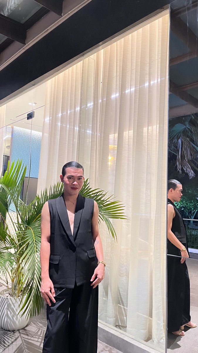 shenbacks's tweet photo. I thank God for keeping me healthy and safe all throughout the year, I hope that I will win this battle and resolve the things that are unresolved. 
Keep going self until one day you will be free from everything, I deserved to celebrate my birthday! happy birthday self! 🎉 https://t.co/RYyHBoVMes