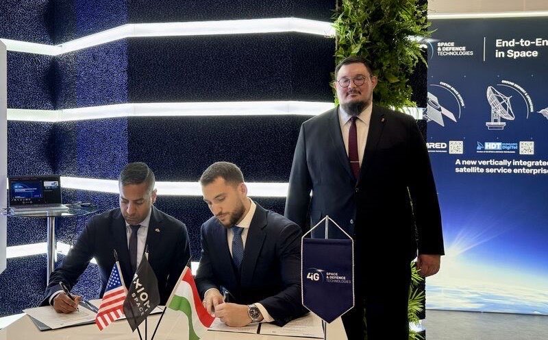 sarhegyiistvan's tweet image. 🚀 In less than a year, together with the team of #4iG Space and Defence Technologies we’ve achieved milestones that not only fill us with immense pride but have also given us new momentum and opened up fresh perspectives!
 
🏗️ The foundation stone-laying ceremony of #Remtech and…