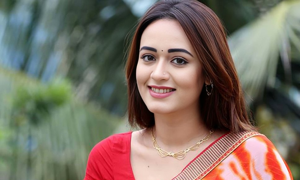 যৌনকর্মী হয়ে পর্দায় অহনা