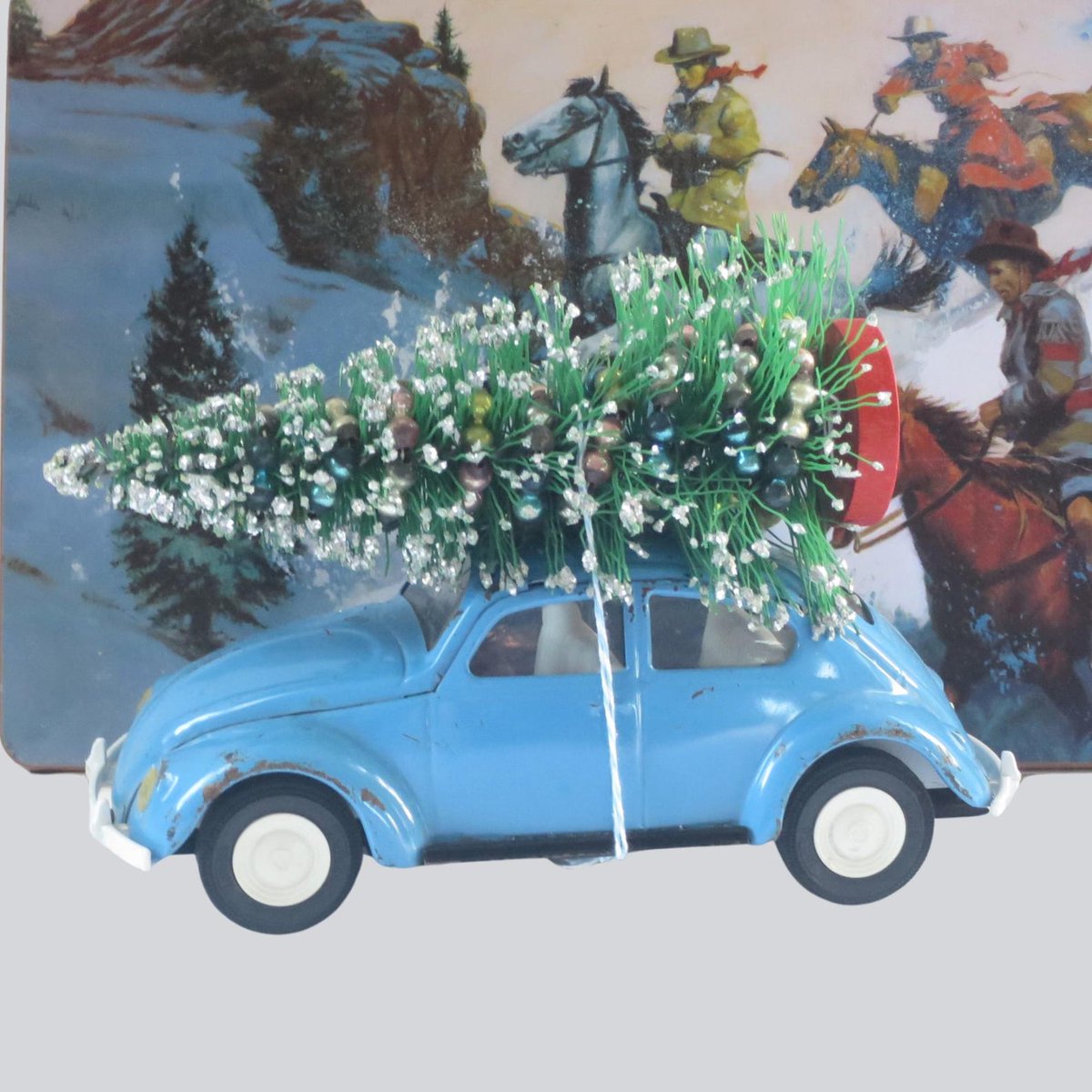 SwirlingOrange1's tweet photo. Pressed steel #Tonka #VWBug with a true vintage bottlebrush tree with glass garland, see deets
https://t.co/OJSClWIb7u #SwirlingOrange11 #SMILEtt23 #EteamUnity #Kitsch #SALE #Mteam https://t.co/Wk2I0pTlj5