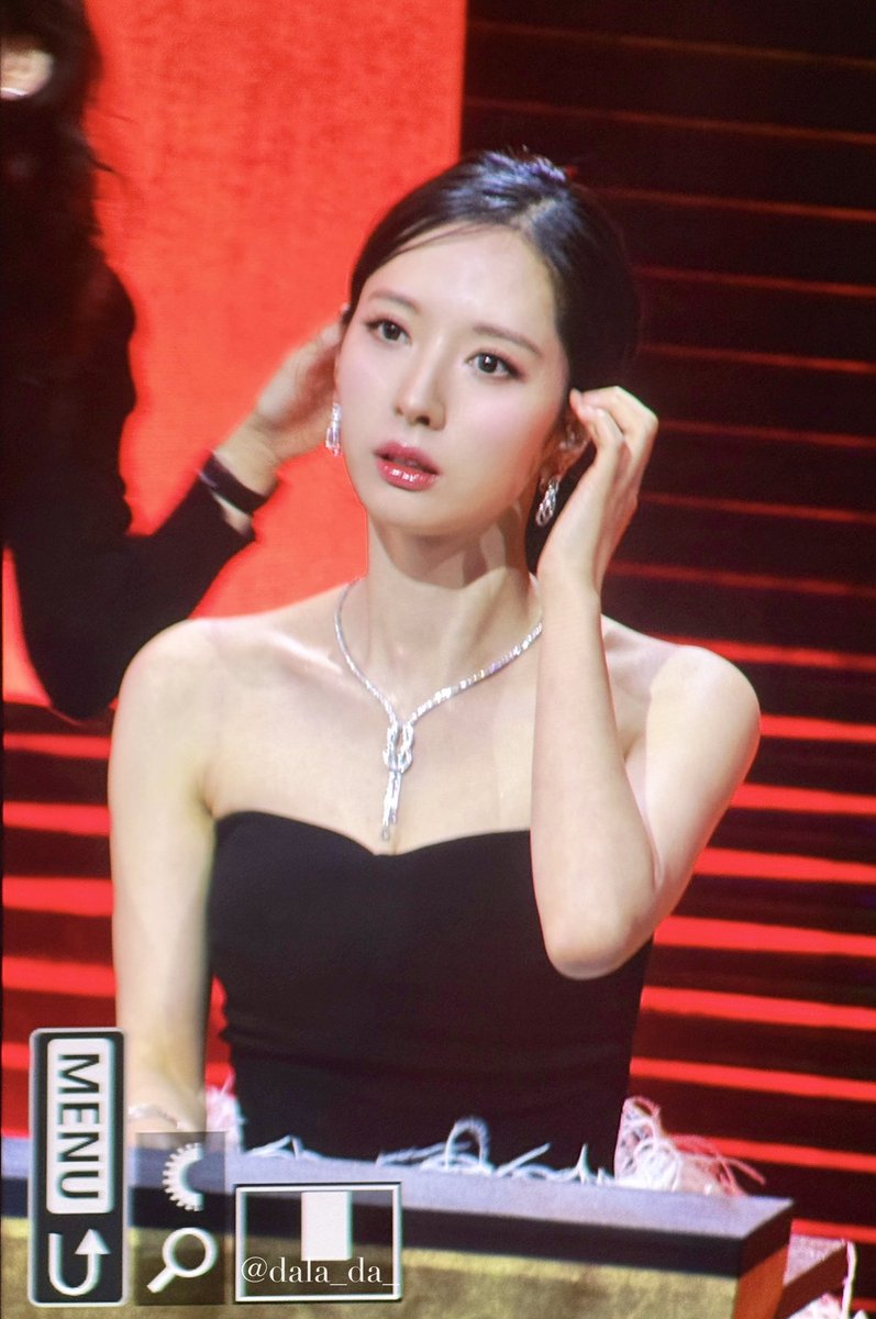 dala_da_'s tweet photo. 2부 지연이 ㅠ #김지연 #보나 https://t.co/0HCX9r6kFY