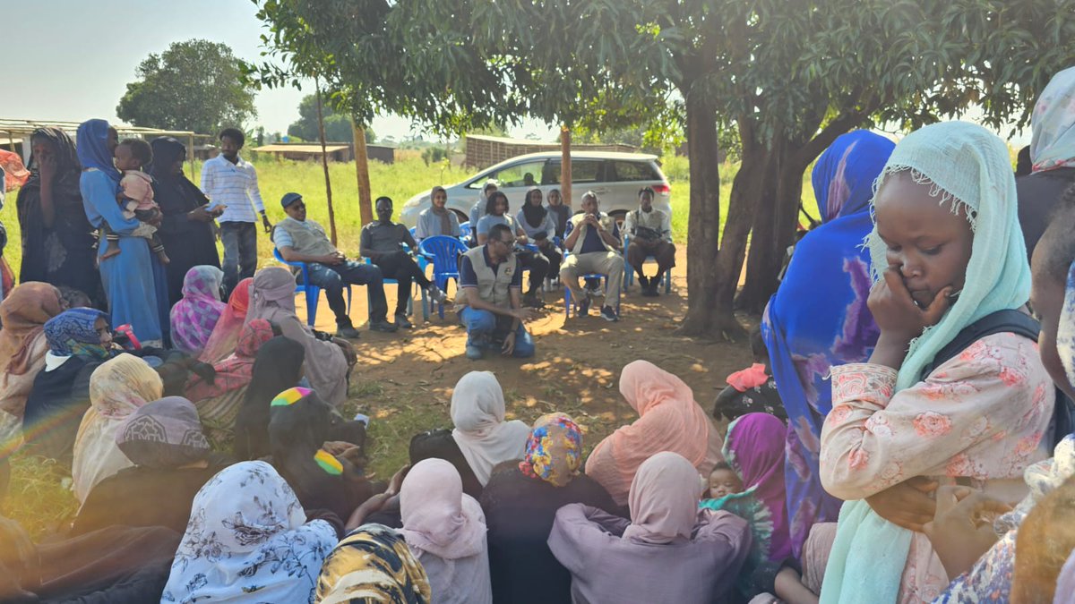 SDPD2024's tweet photo. Visit of the Sudanese Doctors for Peace and Development (SDPD)
Organization and the Humanitarian Relief Organization to Kiryandogo
Refugee Camp and Their Advanced First Aid Workshop
18-DEC-202 https://t.co/Ncbu6PddEP