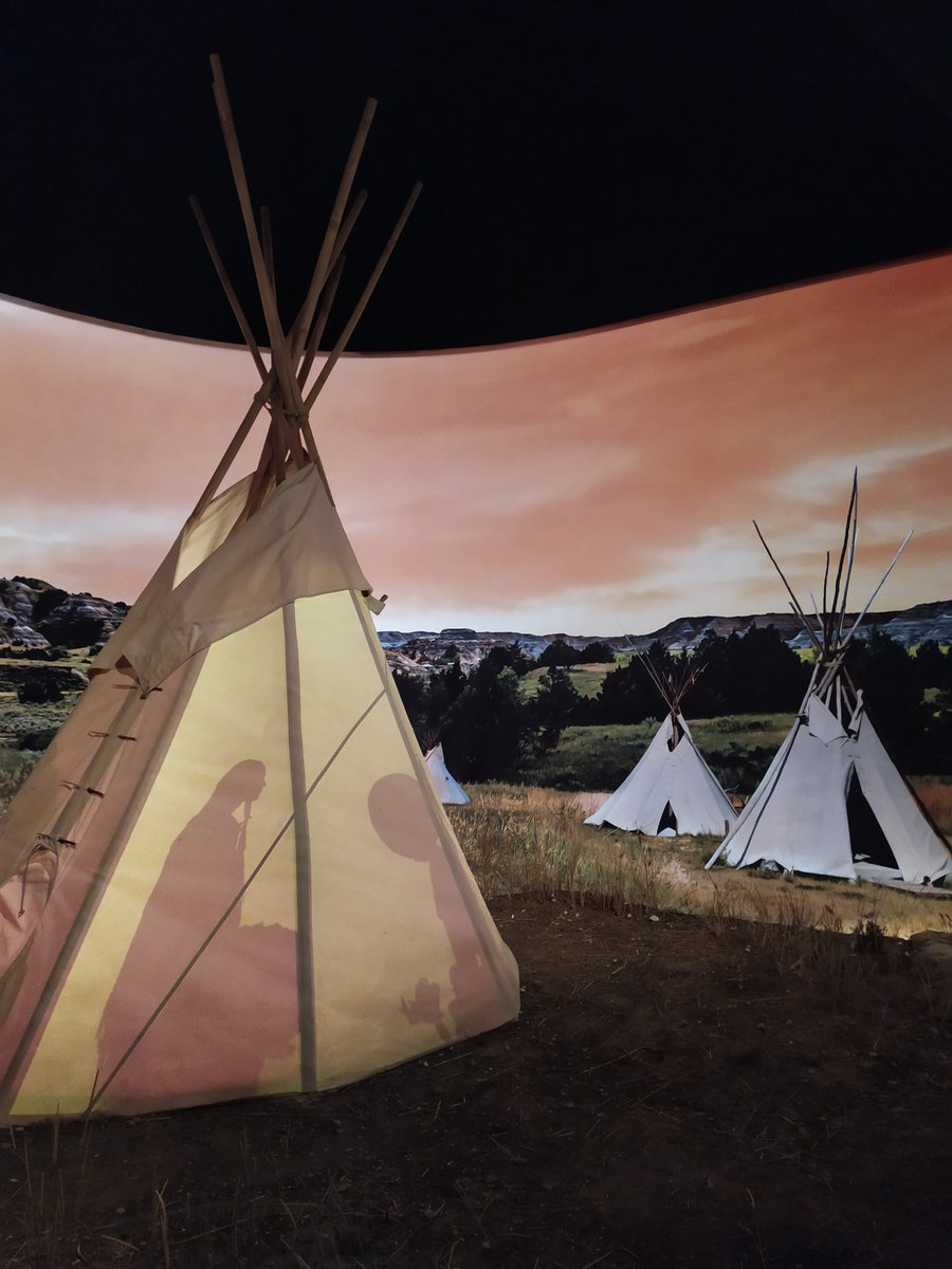 Ludovic S. tweet media