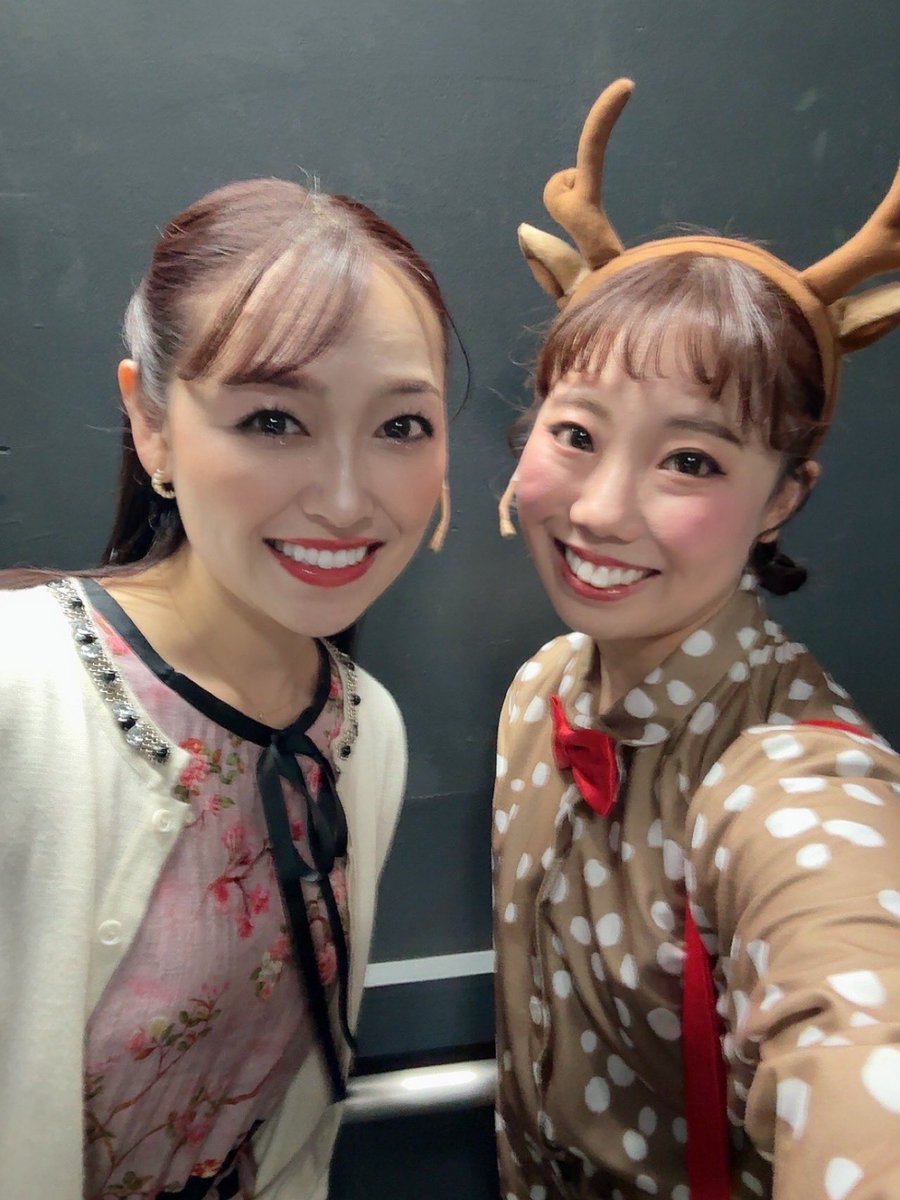 #アインザッツ
いよいよ明日、千秋楽です🎄

もみの木　12:00公演
もちの木　16:00公演🫎❄️

最後まで全力で駆け回ります🦌🌟

📸いつも優しく包み込んでくださるらぶなりこさん♡ 本当にありがとうございます🫶🏻
最後までよろしくお願いします🍭