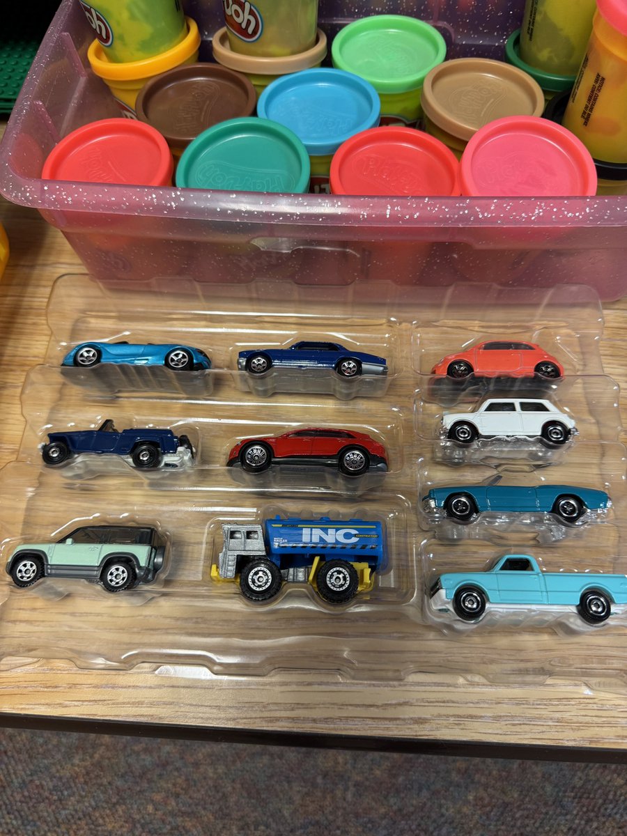 Megan Ryder (@mrsryderedu) on Twitter photo I’m so thankful for the <a href="/W34EdFoundation/">Winfield Education Foundation</a>! Our classroom recently received a grant for our “Lions and Tigers and LEGO People, Oh My!” stop motion creation kit. When we return from break I can’t wait to see what the students create. #AppleEDUchat I’m so thankful for the <a href="/W34EdFoundation/">Winfield Education Foundation</a>! Our classroom recently received a grant for our “Lions and Tigers and LEGO People, Oh My!” stop motion creation kit. When we return from break I can’t wait to see what the students create. #AppleEDUchat