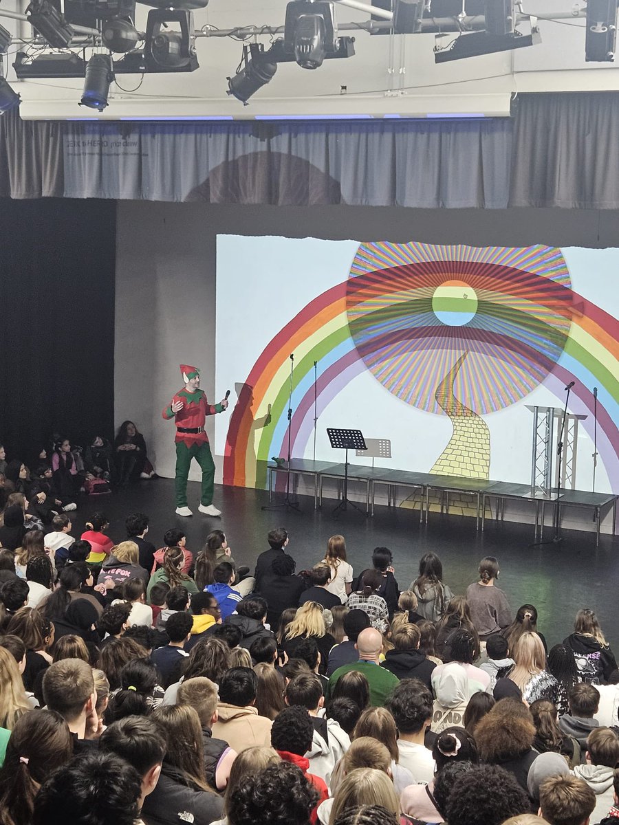 A great way to end the term with another fabulous whole school assembly. This year dressed as an Elf