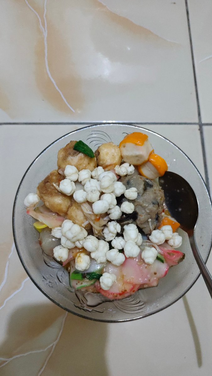 NandaRatna28's tweet photo. Kalap mata gni nih😭 Total 26k ajaa, untung makan dirmh g abis buat besok, atau lusa🤣 https://t.co/LSYNThhIv7