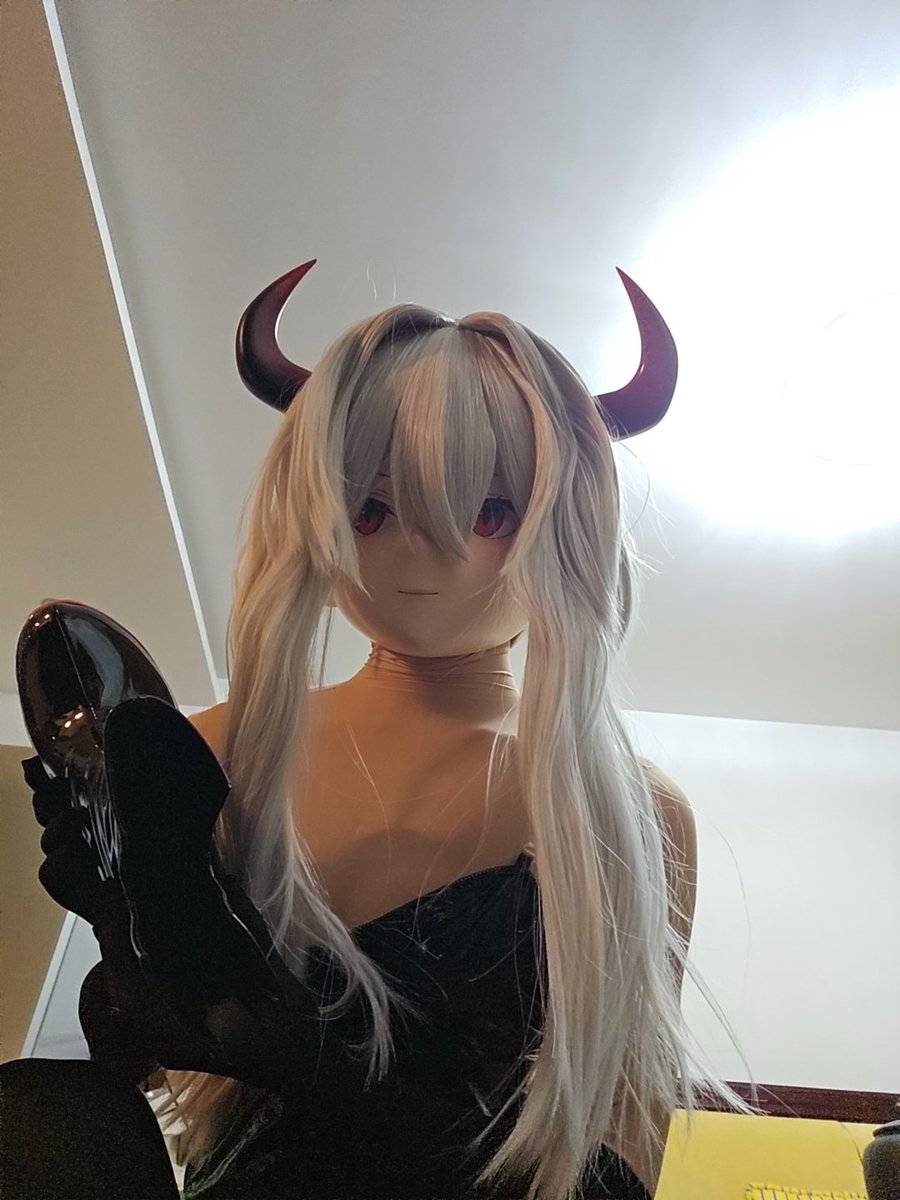 KraitgMAX's tweet photo. 给你闻闻 https://t.co/nJX0M7E9D8