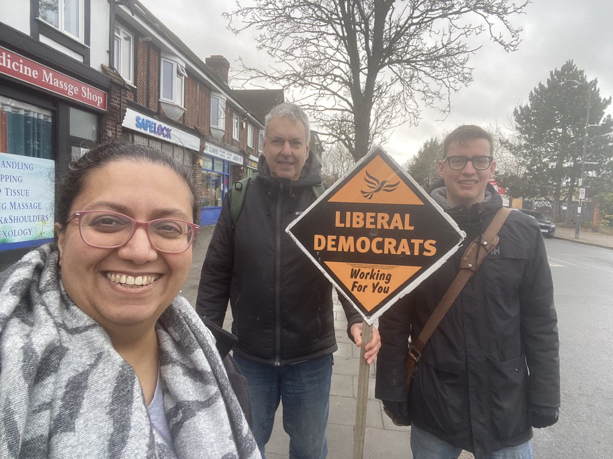 Our last street surgery for the 2024!

We have had a very busy and successful year! It’s been an honour and we are so grateful for the support we have had. We are now posting our greeting cards to thank our amazing deliverers who we can’t do this job without. Season’s Greetings!