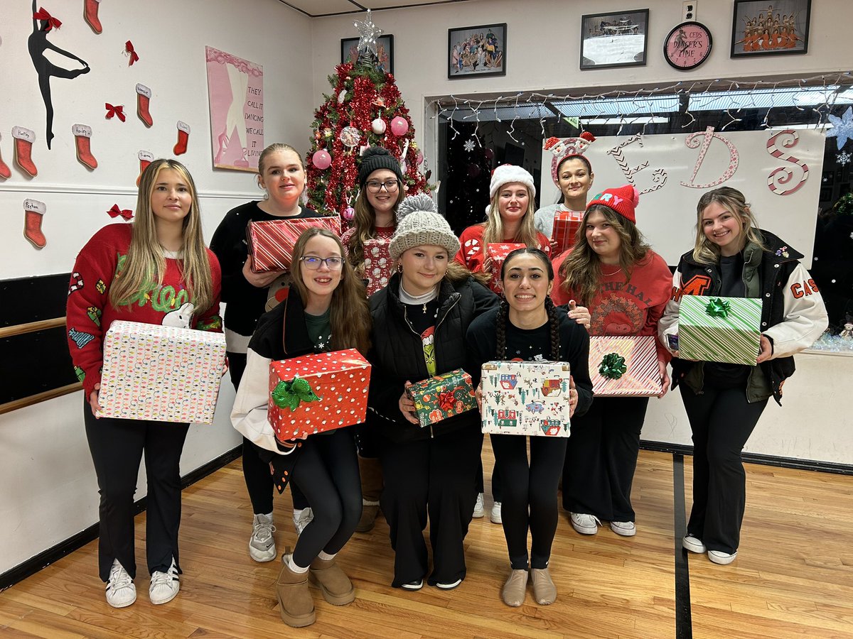 Tara Mahoney tweet media