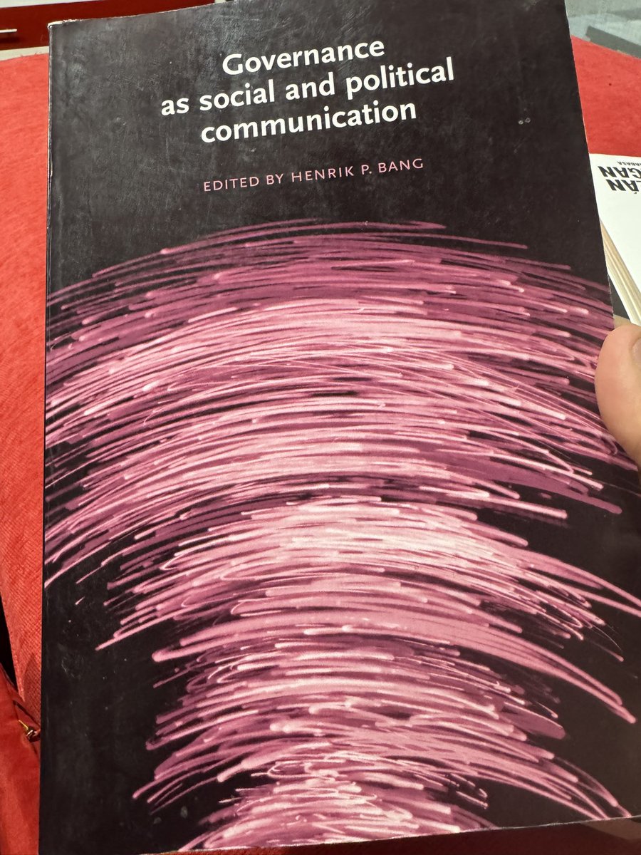 maRIOrioRDA's tweet photo. Gran nivel. Contenidos con un sustento teórico invaluable para la comunicación política #compol https://t.co/iFtkEcSOlu