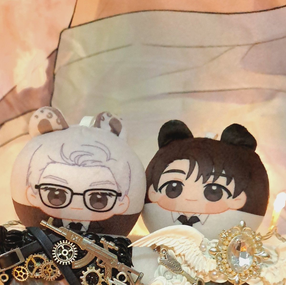 ประกาศตามหาเด็กหายค่ะ 😭 ฝากรีหน่อยค่ะ 
น้องฮยอนเจ น้องอิลเลย์ น้องแทอึย
เราลืมถุงกระดาษเดอะมอลล์ไว้บนแท็กซี่
ด้านในนอกจากตกต. 3คน แล้วยังมี การ์ดพี่ฮันบิท พจก.อีวาน พาวเวอร์แบงค์ และหูฟังข้างนึง คร่าวๆประมาณนี้ เราแจ้งกับทาง สวพ.91 ไว้แล้ว เพราะทราบแค่ชื่อนามสกุลคนขับเท่านั้น