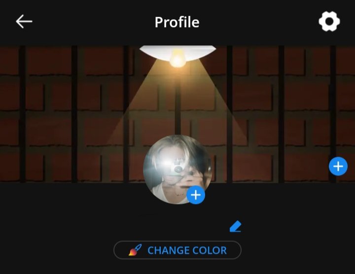 Maaf cuma ada cahaya seadanya.