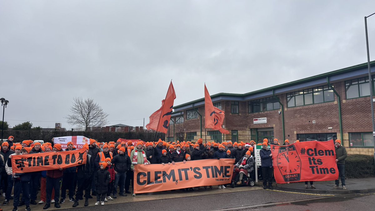 LowerLeagueLook's tweet photo. Numbers.

Just give them their club back. 

#stfc https://t.co/rASTvhIjVj