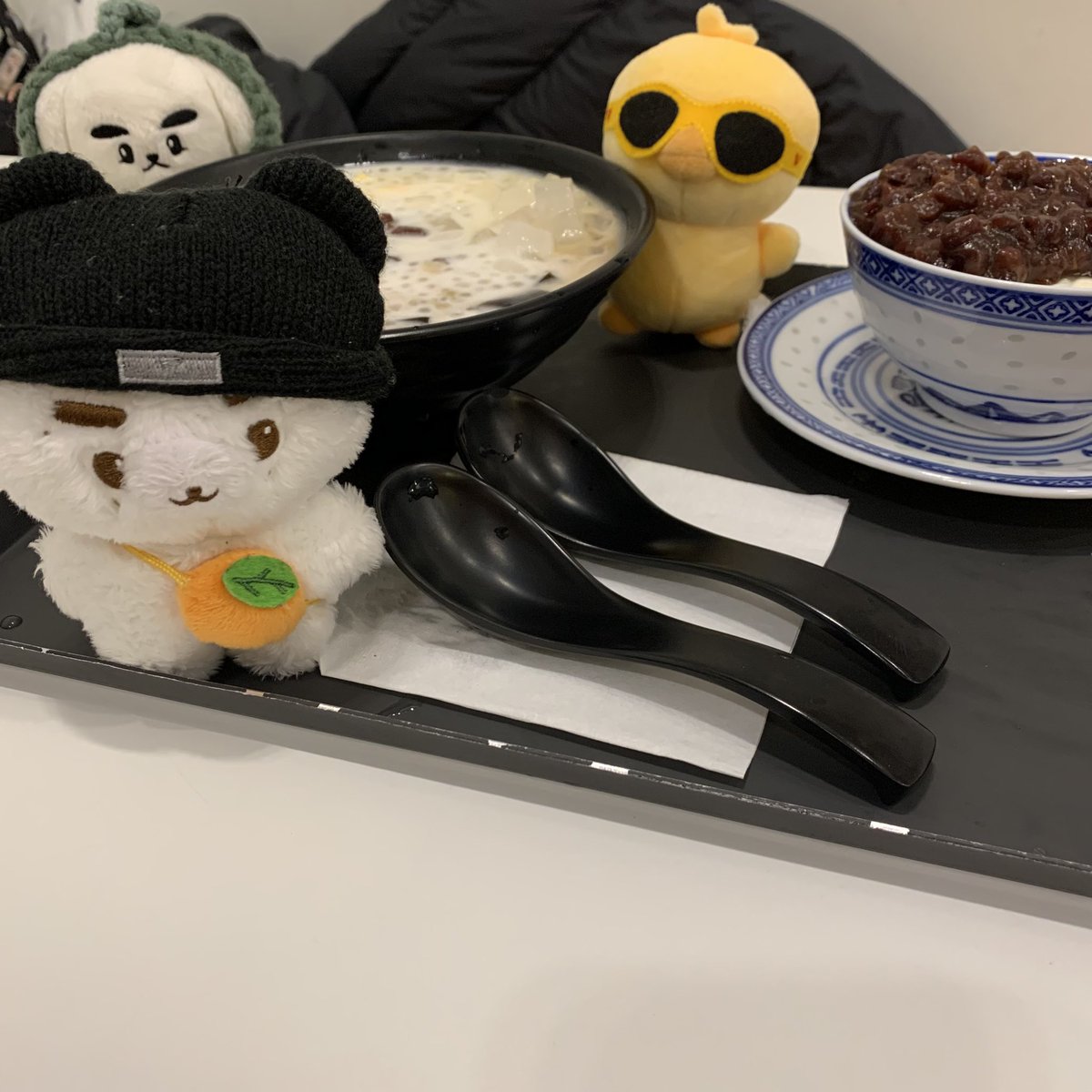 xiaoxiao808's tweet photo. 란주천면관이랑 해피니스디저트~~~ 웨놀 즐거웠당 💕💕 https://t.co/xiaRSz5kCi