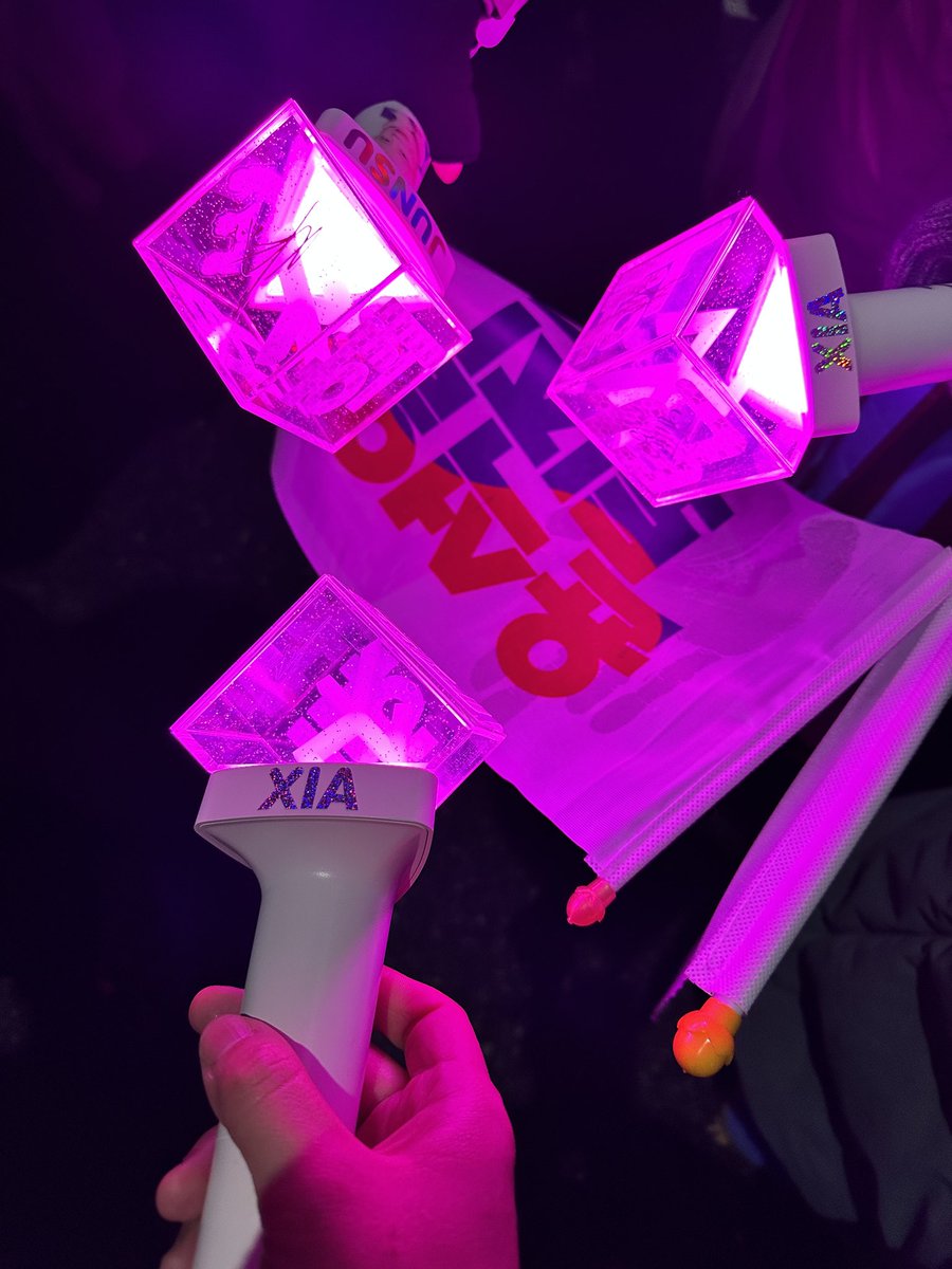 XIA_August's tweet image. 우연히 만난 코코봉들이 너무 반가웠던 하루