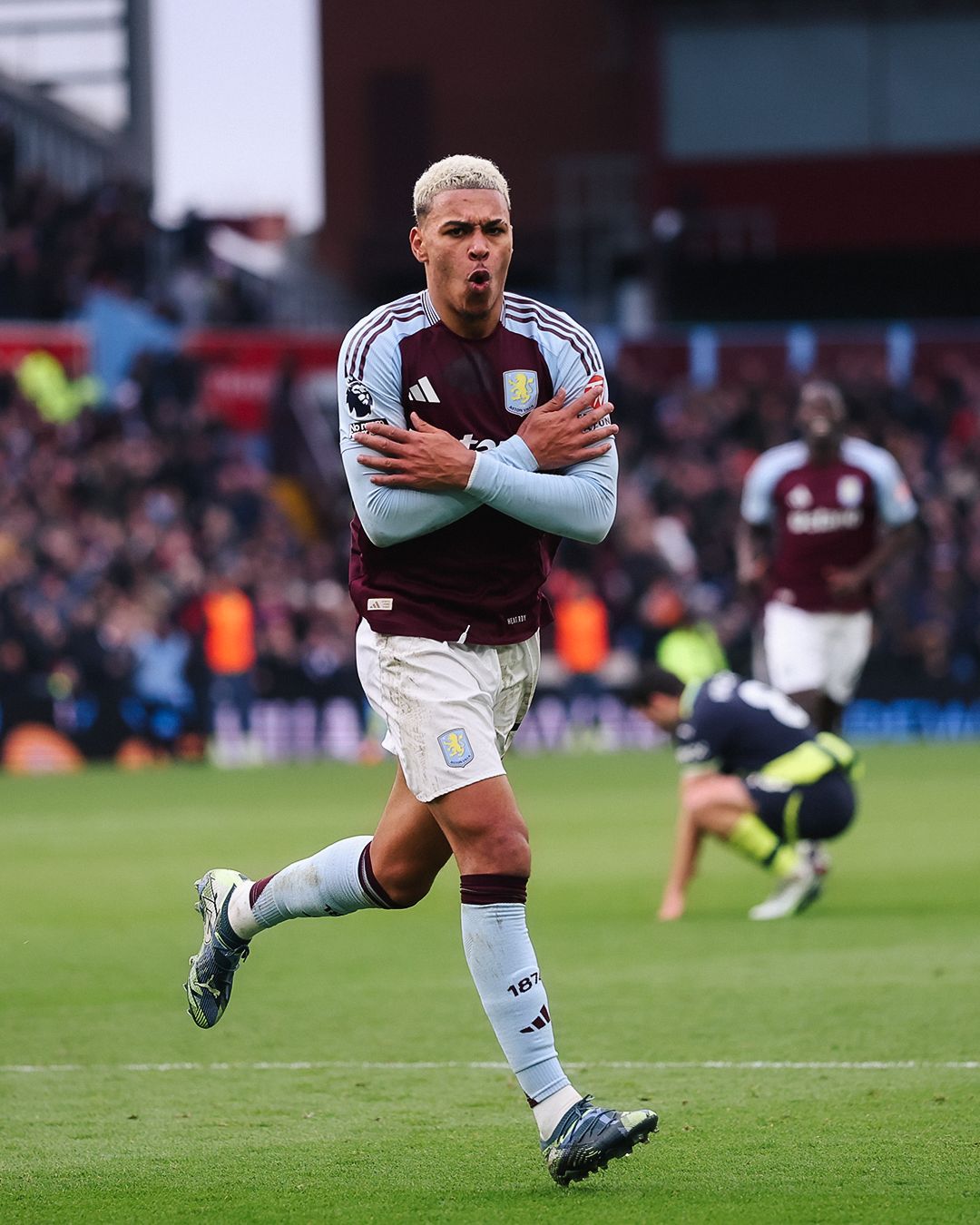 Rogers celebra un gol. Fuente: Aston Villa en "X".