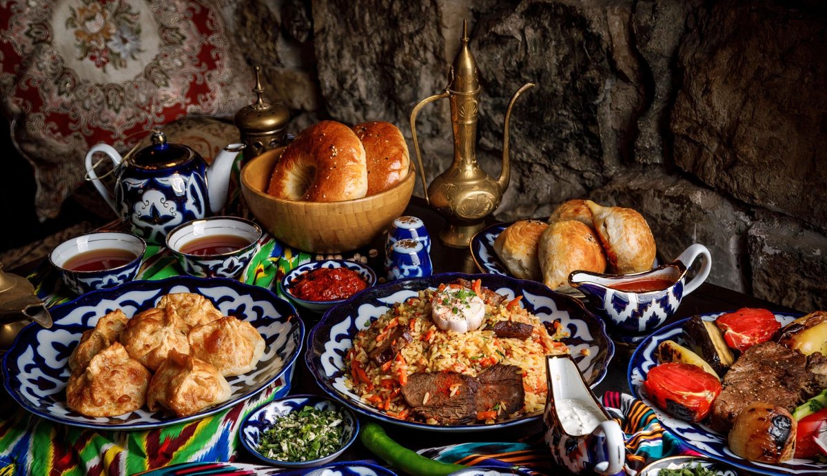 ☃️ A Winter Fairytale Awaits You in Uzbekistan! Enjoy snow, culture, and adventure. 
🏂 Ski at Amirsoy or Beldersay. 
🌌 Celebrate the New Year in Tashkent or Samarkand. 🥘 Savor authentic Uzbek cuisine. 
📅 Plan your trip today!