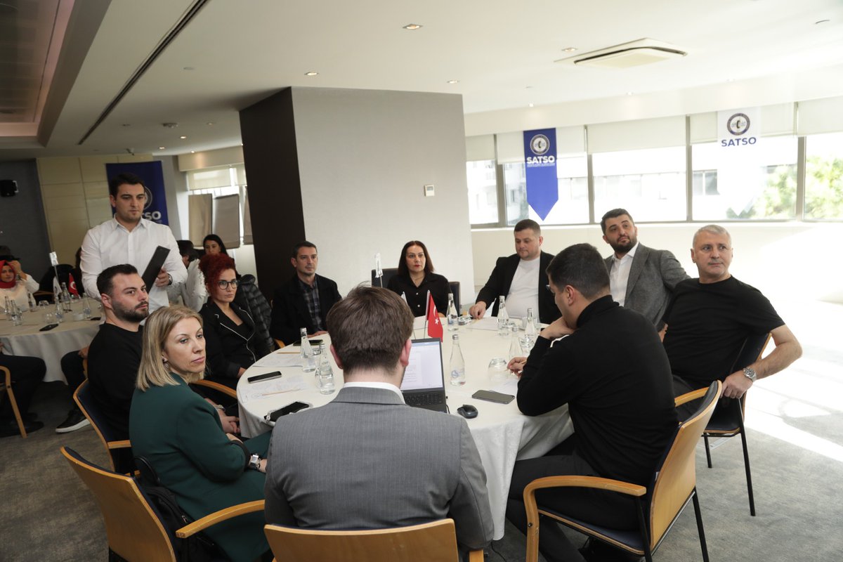 TOBB Sakarya Kadın ve Genç Girişimciler Kurulu İcra Komitelerimizin 2025 İş Planı Çalıştayı'na katıldık.
Başkan Yardımcım Gökhan Tiryaki ve Yönetim Kurulu Üyelerim Semih Çokay, Orhangazi Kılıçaslan, Bilal Arabacıoğlu' nun da katılımı ile Genç ve Kadın Girişimciler Kurullarımızın