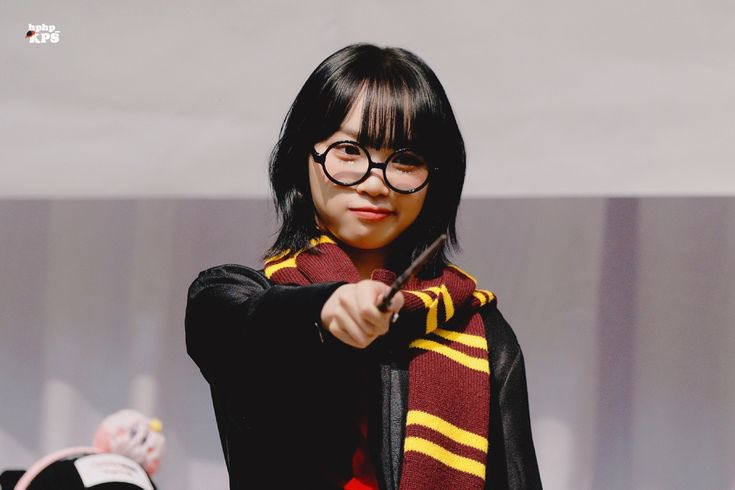 chaewinthinker's tweet image. winter weasley and chaewon granger

#WINTER #CHAEWON