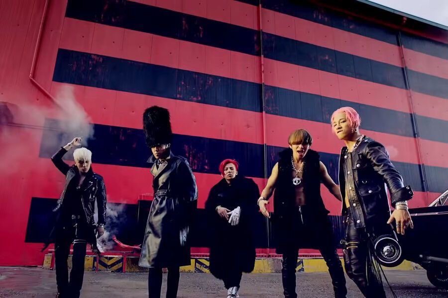 kchartsmaster's tweet photo. K-pop songs that will turn 10 years old in 2025:

4Minute’s ‘Crazy’
BIGBANG’s ‘BANG BANG BANG’
BTS’ ‘I NEED U’
EXO’s ‘CALL ME BABY’
f(x)’s ‘4 Walls’
GFRIEND’s ‘Me Gustas Tu’
Girls’ Generation’s ‘Lion Heart’
GOT7’s ‘If You Do’
iKON’s ‘MY TYPE’
IU’s ‘Twenty-Three’
Lovelyz’ ‘Ah-Choo’
SEVENTEEN’s ‘Mansae’
SHINee’s ‘View’
TAEYEON’s ‘I’
TWICE’s ‘Like OOH-AHH’
Wonder Girls’ ‘I Feel You’