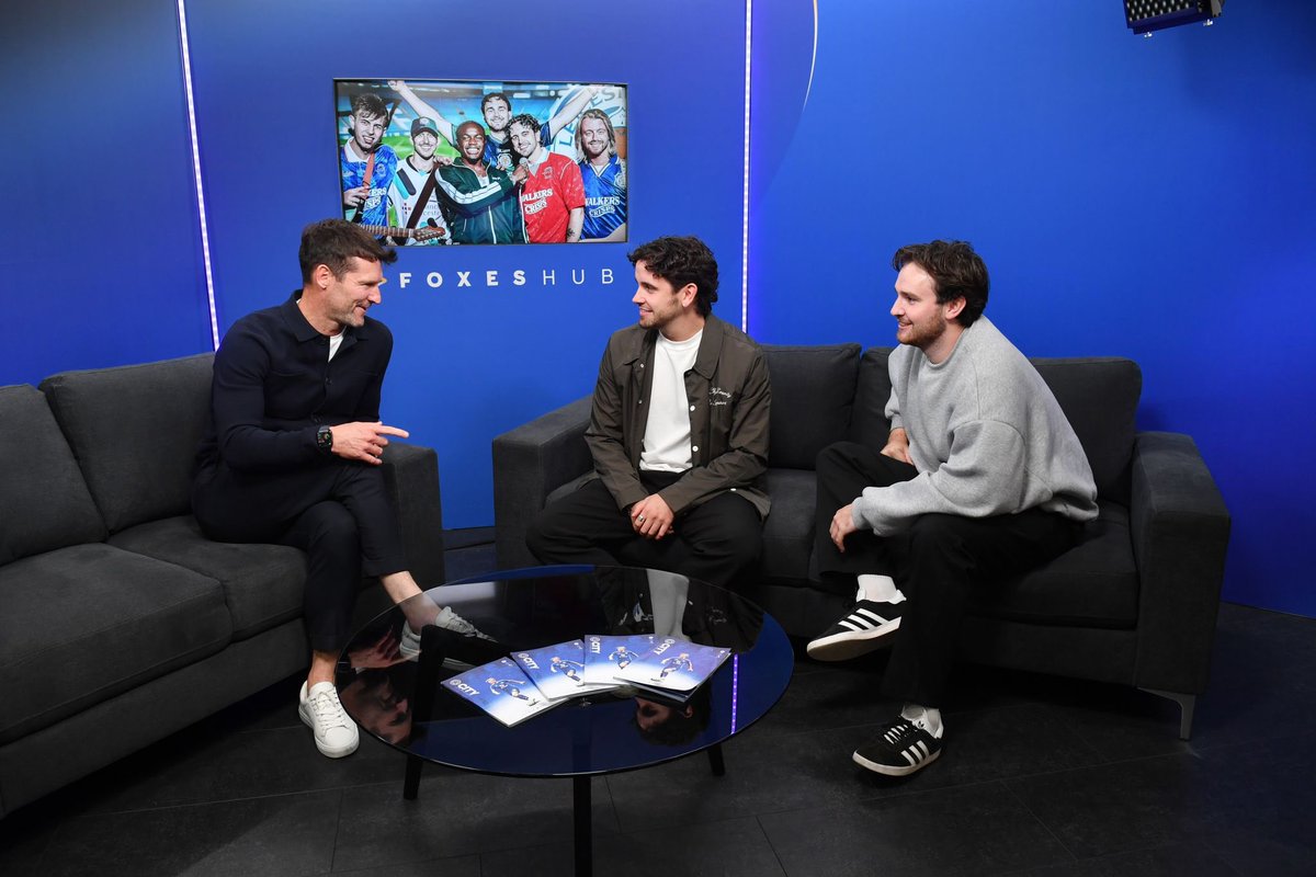 TheMercians's tweet image. If you’re at the game tomorrow @lcfc fans catch us headlining the fanzone with legends @fuchs_official and @ri_pereira ! 🦊💙