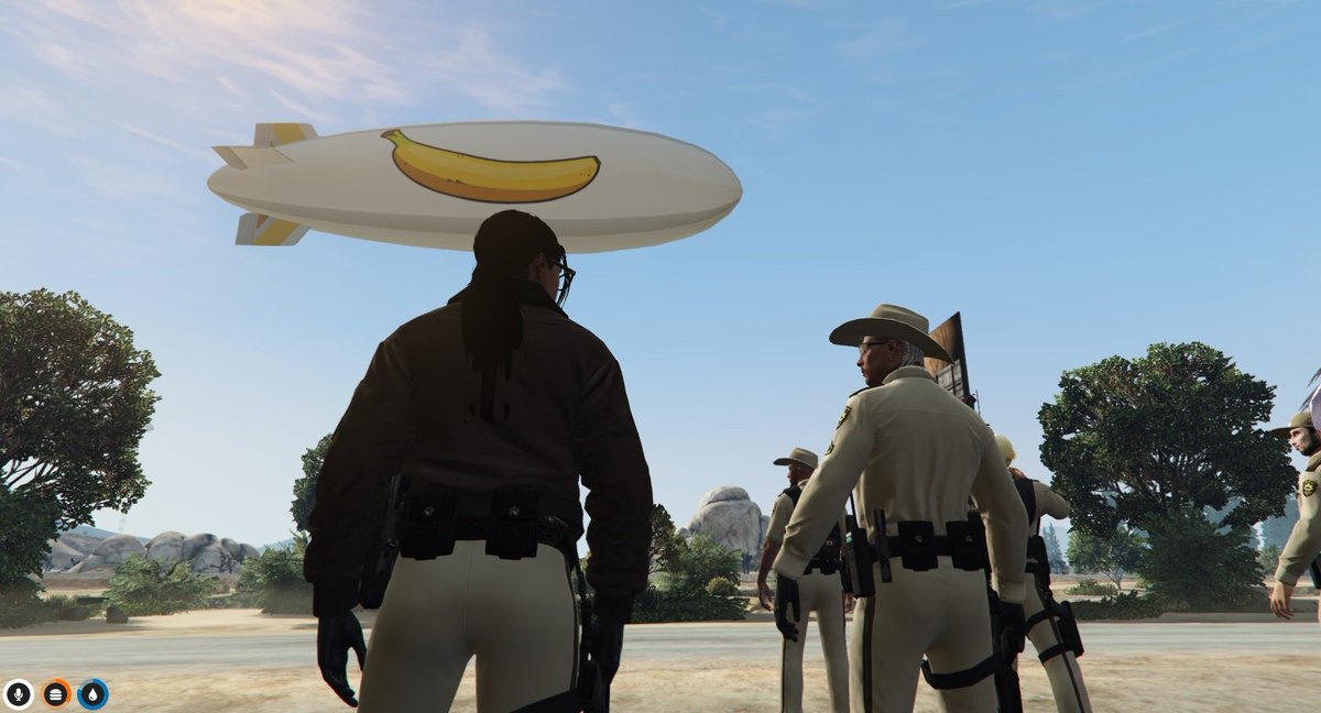 GhostlyHugs's tweet photo. Never forget #SDSO #BananaBandits https://t.co/NUGThET7Fy