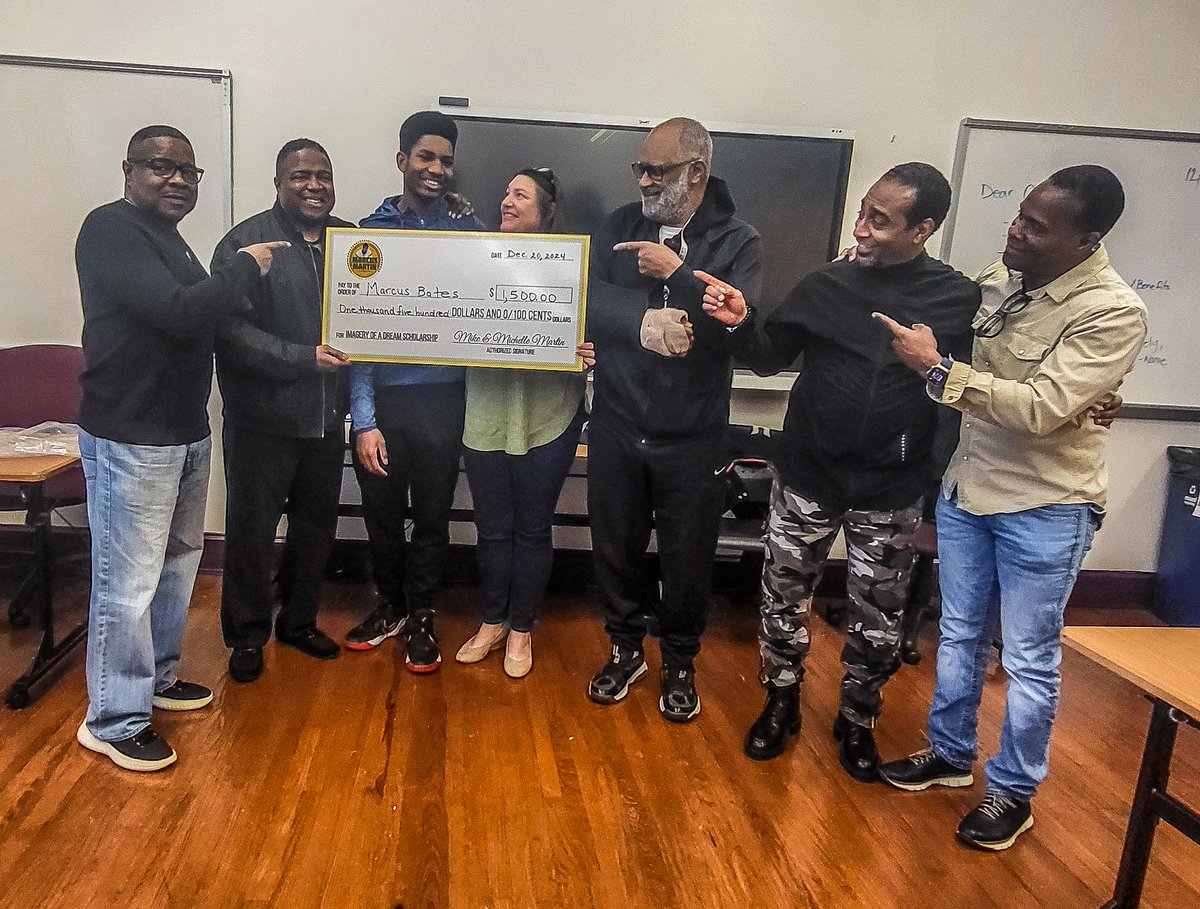 Mark Roy tweet media