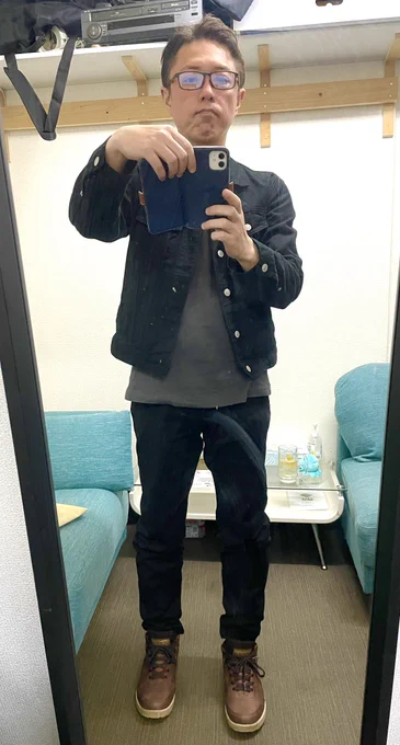 前半終了休憩中。ウケてて良かった滑らなくてホッとした笑後半もよろしくお願いします#味のプロレス #大阪 #イベント 