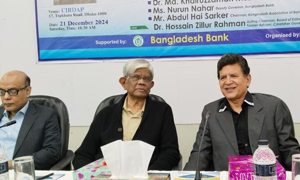 পুঁজিবাজারে অস্থিরতার পেছনে কারা দায়ী জানালেন অর্থ উপদেষ্টা