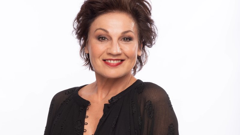 I am incredibly sad to hear of the passing of Michelle Botes! What an incredible icon in the industry. I loved her playing the role of Cherel De Villiers on Isidingo. May she rest in peace. 

iol.co.za/entertainment/…

Image credit: iol

#RIPMichelleBotes