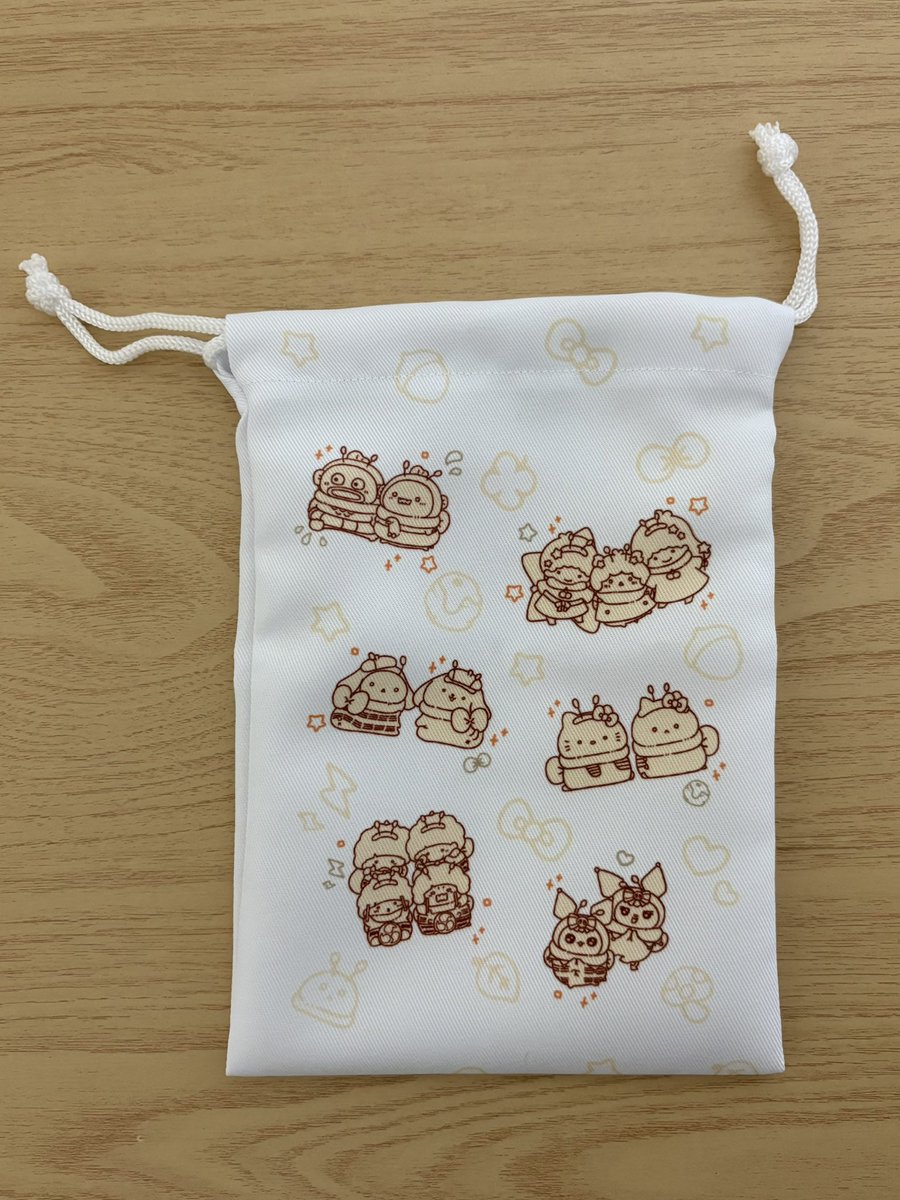 yuhachi_info's tweet photo. サンリオキャラクターズ✖️遊ハち
オンライン販売開催中です✨

こちらから↓
https://t.co/qlxqQC9VQw https://t.co/GBTS3shNo3