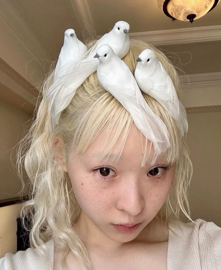 seraphicmaria's tweet photo. dove clips https://t.co/wnytxGLTTW