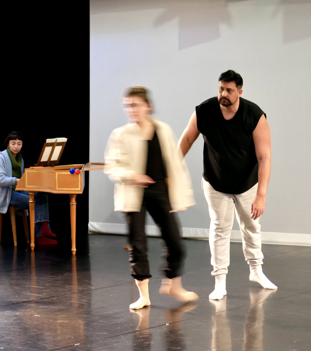 La danse de Baloo, mais sur du Purcell.

L’amour au loin, création Ensemble Céladon | Compagnie Hallet-Eghayan artistes associés. Représentations à Lyon le 17 &amp; 18 janvier.