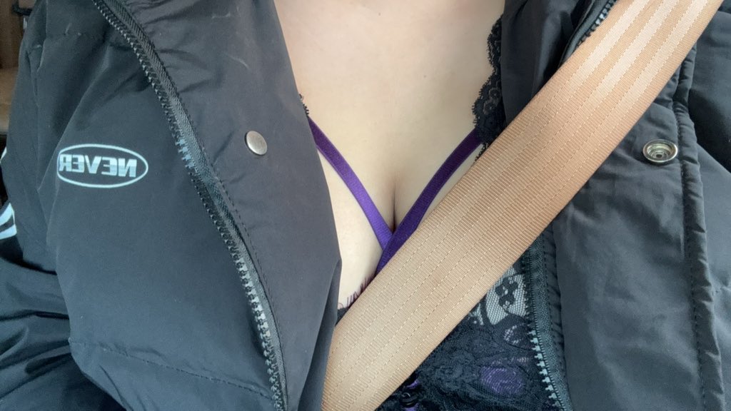 福利姬十一是失野分享的黄推图片2 - 网红私拍内容