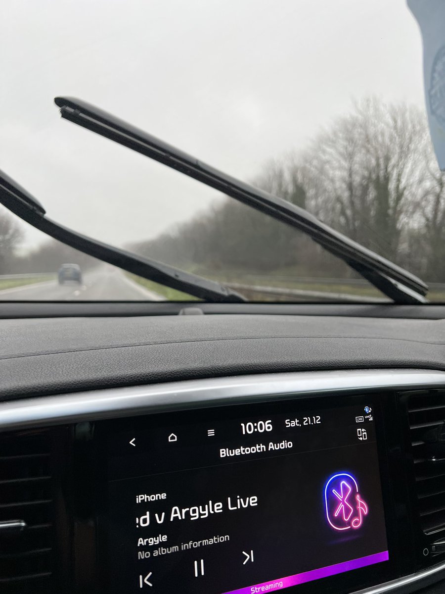 jason phipps (@jasonvingphipps) on Twitter photo Me and my son Finleigh Driving up early so we can get in the que to greet the players coming in. #pafc <a href="/erinnblackk/">Erin Black</a> #plymouthargyle <a href="/Argyle/">Plymouth Argyle FC</a> Me and my son Finleigh Driving up early so we can get in the que to greet the players coming in. #pafc <a href="/erinnblackk/">Erin Black</a> #plymouthargyle <a href="/Argyle/">Plymouth Argyle FC</a>