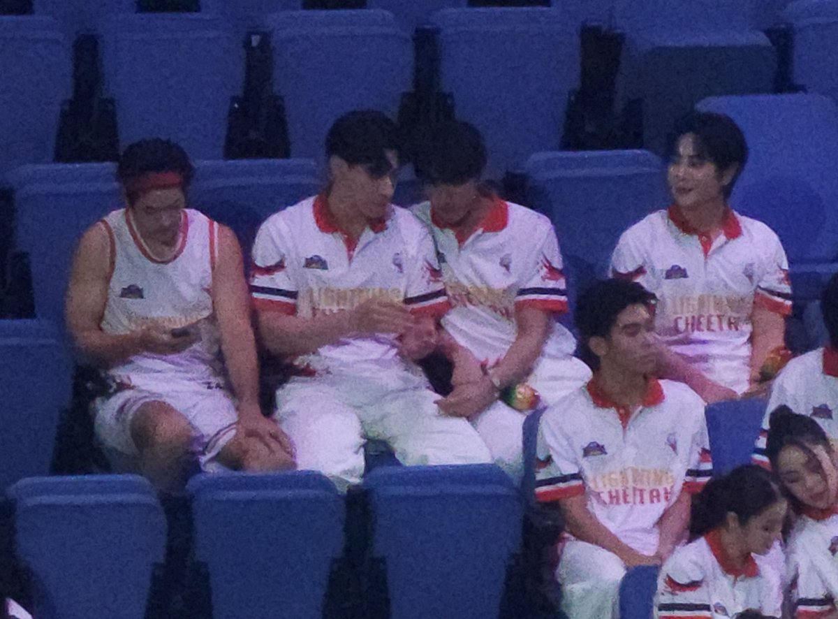 AmDommie's tweet photo. ป๋าป๊อดกับน้องเอิ้ดดดในรอบล้านปีของช้านนนนนน ดันขมุกขมัว เพราะมือสั่น 555 https://t.co/khPQUrsFDe