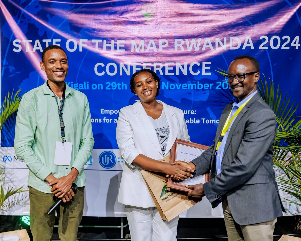 osm_Rwanda's tweet photo. During #SotMRwanda2024 we recognized  JEANNETTE NYINAWUMUNTU as the Exceptional Community Leader, contributing to and driving open data development and humanitarian response in @osm_Rwanda . Her efforts in community mentorship and her commitment to excellence inspire us all. https://t.co/x1zy7MyNfA