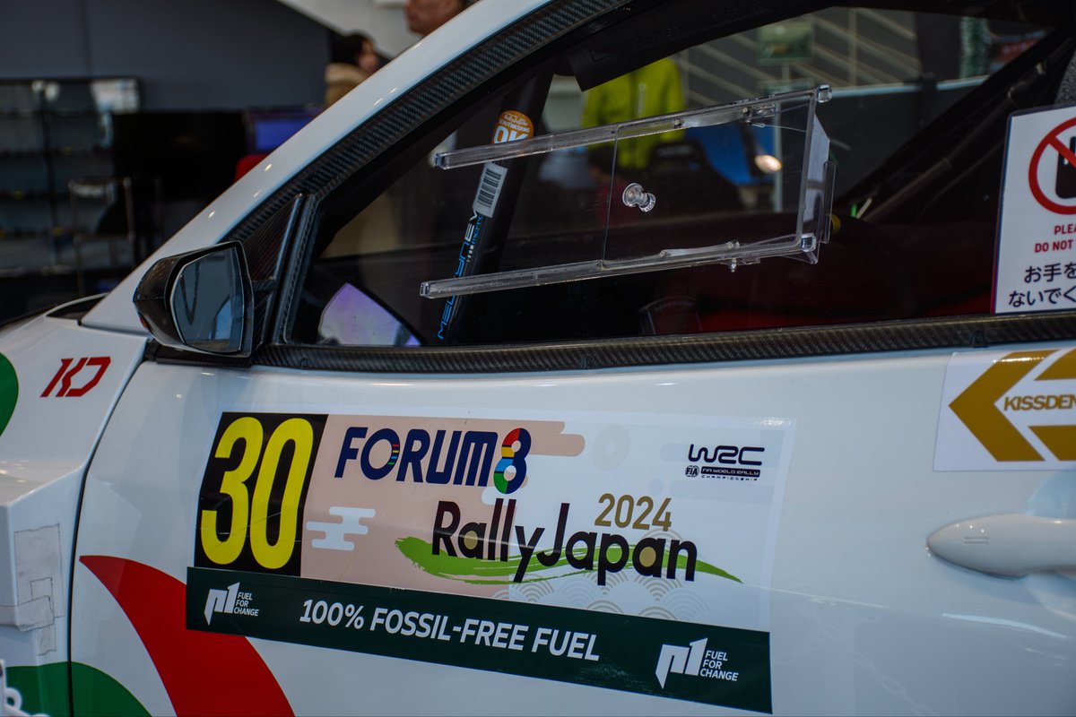 Nogi_Kanna_love's tweet photo. ’24,12,21 
CASTROL MEM RALLY TEAM GR Yaris Rally2
2024RallyJAPANでWRC2クラスで走行したカストロールカラーのGRヤリスRally2展示イベントに行ってきました‼︎
カストロールカラーのヤリスカッコいい😎
#WRC #RallyJAPAN2024 #カストロール #Castrol #ToyotaGAZOORacing #GRYaris https://t.co/XJzGcXhwnn