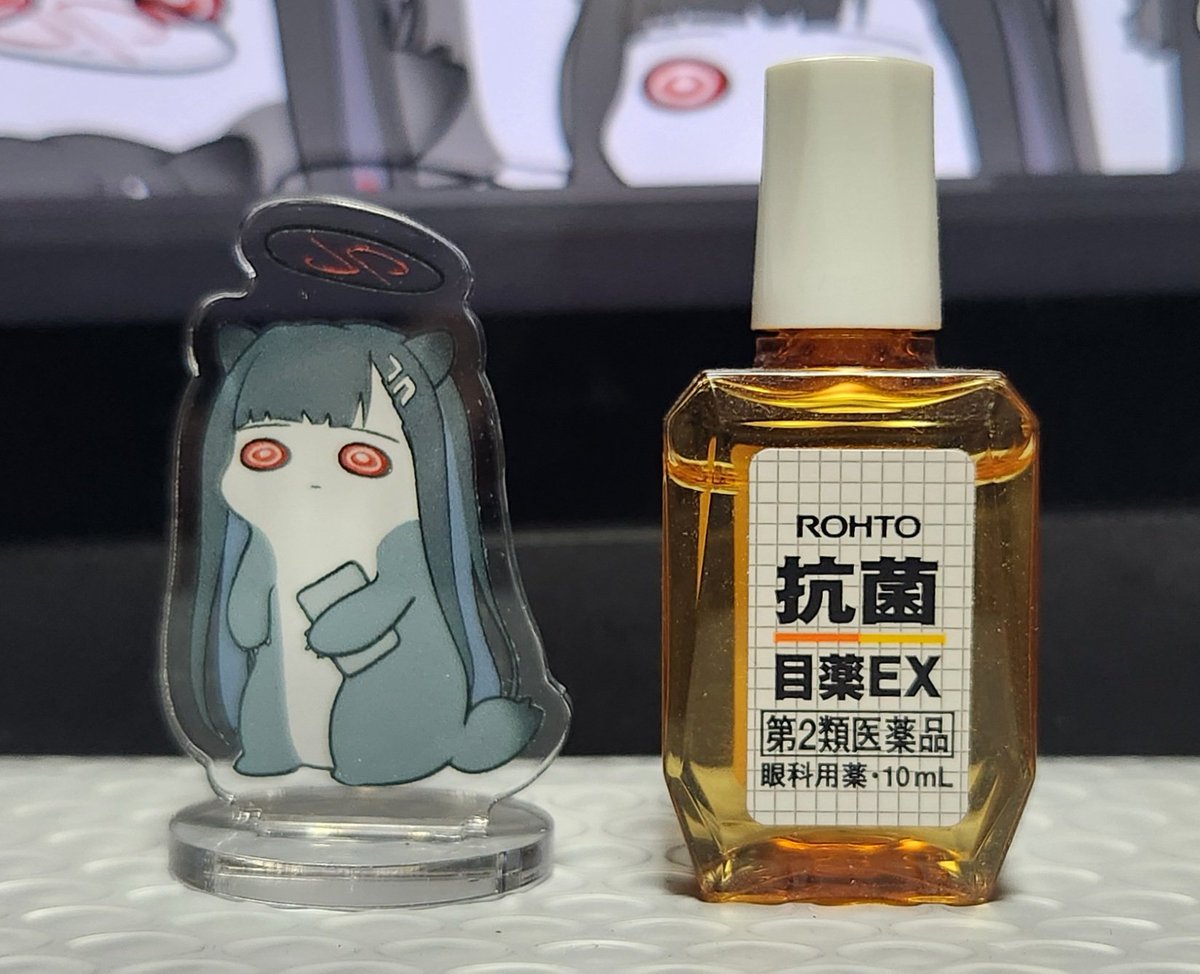 ポンタリオのアクスタとどきました
思ってたよりちいちゃい
かわいいね 