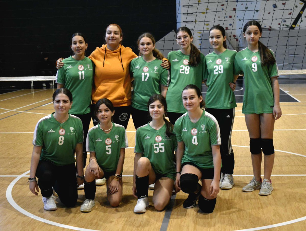 Bugo101Bugo's tweet photo. ⁦@EM_ElOlivar⁩ último partido del año del infantil , a seguir a tope el 2025 💪🏼🏐🏐🏐 https://t.co/j3tAKCNiKd