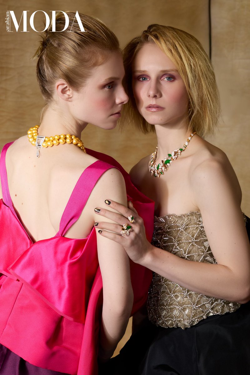 Two covers for double the delight! Discover why everything is better in pairs in our latest issue, featuring impeccable couture and jewelry in an opulent Parisian setting. 

Full story: bit.ly/3DkBaap