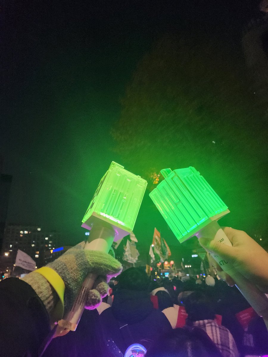 SS_Ss_T's tweet image. 오늘도 차니와 함께 
@twochani @siasia0202