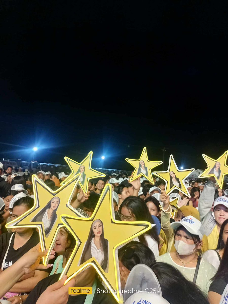 Shining stars sparkle for our most important star!

Our teamlive is absolutely thrilled at the event!

It's all for Andrea Brillantes!

PASKONG BATANGAS WithANDREA