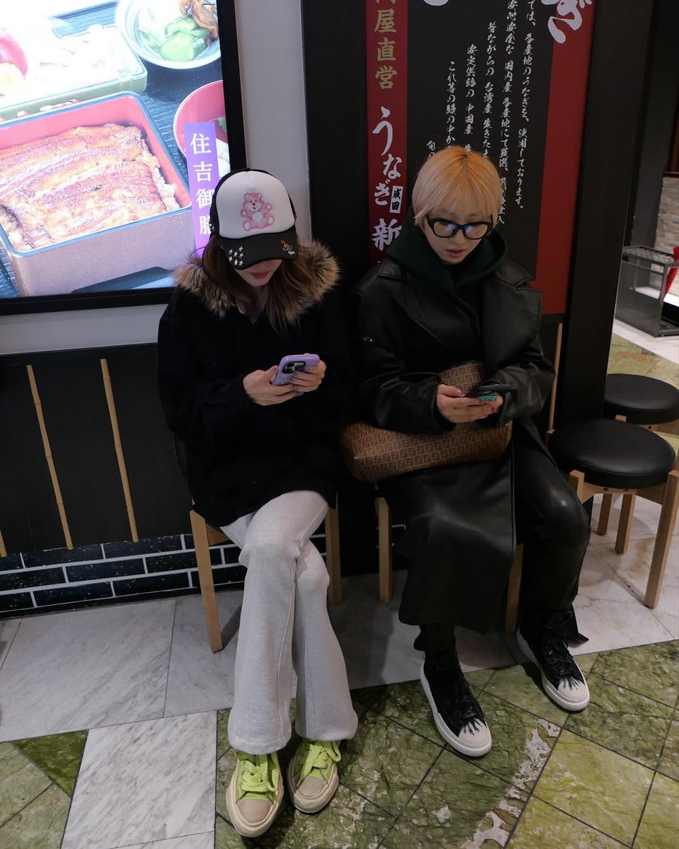 den__88's tweet photo. ペッパーランチ食べてるかわいい🥺♥️ https://t.co/bkFb4SOvdY