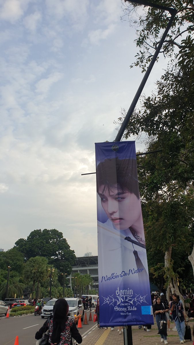 fullsun_yak's tweet photo. WTB stray kids dominate jakarta
Cod vanue
Tawarin aja dulu https://t.co/5BW5kXG2UV