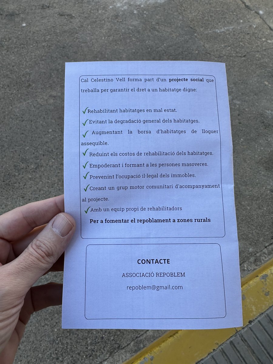 Iniciativa interessant de masoveria urbana de l’<a href="/AjuntamentPalau/">Ajuntament del Palau d'Anglesola</a> i altres entitats. Avui jornada de portes obertes per veure la casa.