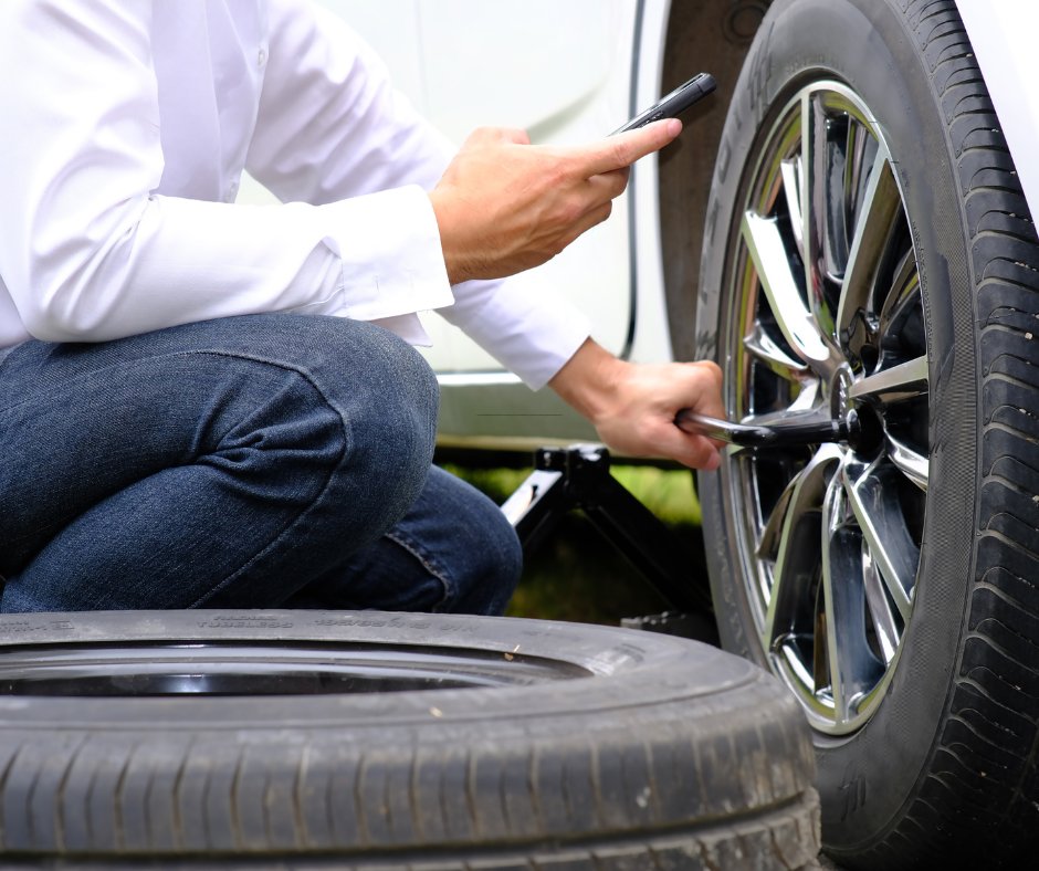 mcdroadassist's tweet photo. 🚗🛠️🔄 Need a tire change but have no time to stop? Discover McDonough Roadside Assistance for mobile tire replacement that comes to you! Fast, efficient, and right where you are—let us take the hassle out of tire changes. 🏁👍 #MobileTireChange 

https://t.co/LB8PvZ6zjl https://t.co/yPGUJupwaV