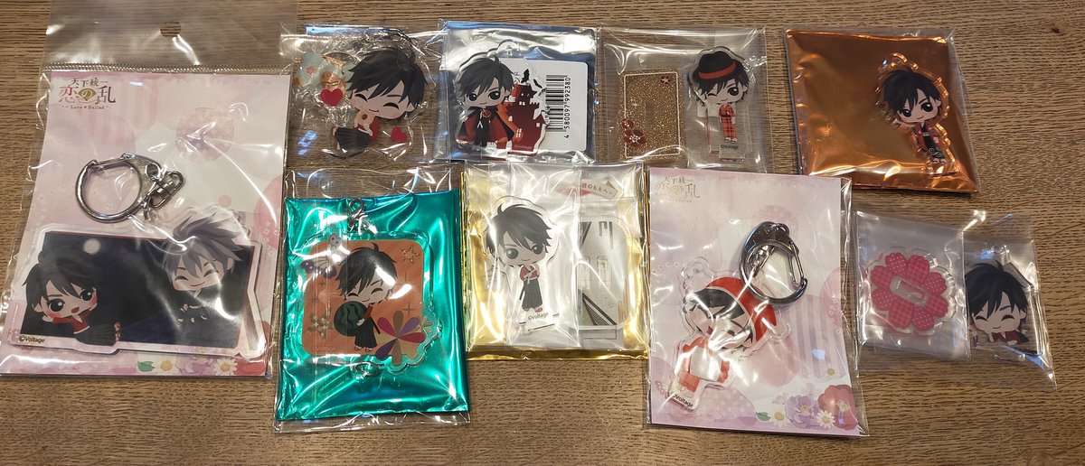 Love__hakuouki's tweet photo. 【譲渡】天下統一恋の乱 恋乱 (敬称略)

(譲)幸村・光秀

(求)  最愛缶バ…500円、缶バ…400円、ミニアクスタ・チャーム…500円、アクキー…600円
上記＋送料

※状態確認の為、ブラインド以外も開封済

纏めての方優先
DMからでもお気軽に
よろしくお願いいたします。 https://t.co/x6krbh8qAF